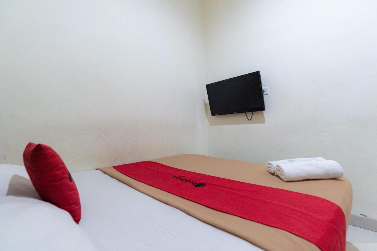 Hotel Reddoorz At Nagoya Indah Batam Extérieur photo