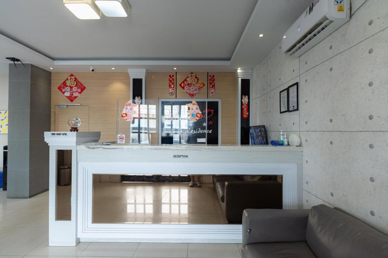 Hotel Reddoorz At Nagoya Indah Batam Extérieur photo