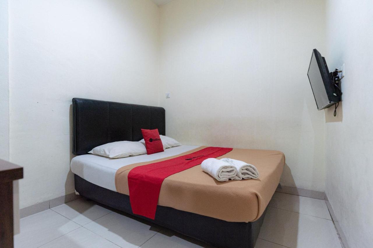 Hotel Reddoorz At Nagoya Indah Batam Extérieur photo