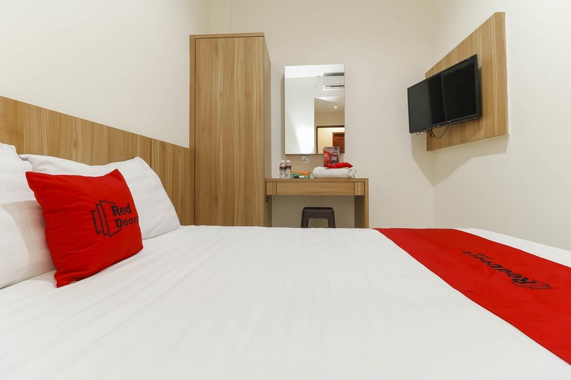 Hotel Reddoorz At Nagoya Indah Batam Extérieur photo