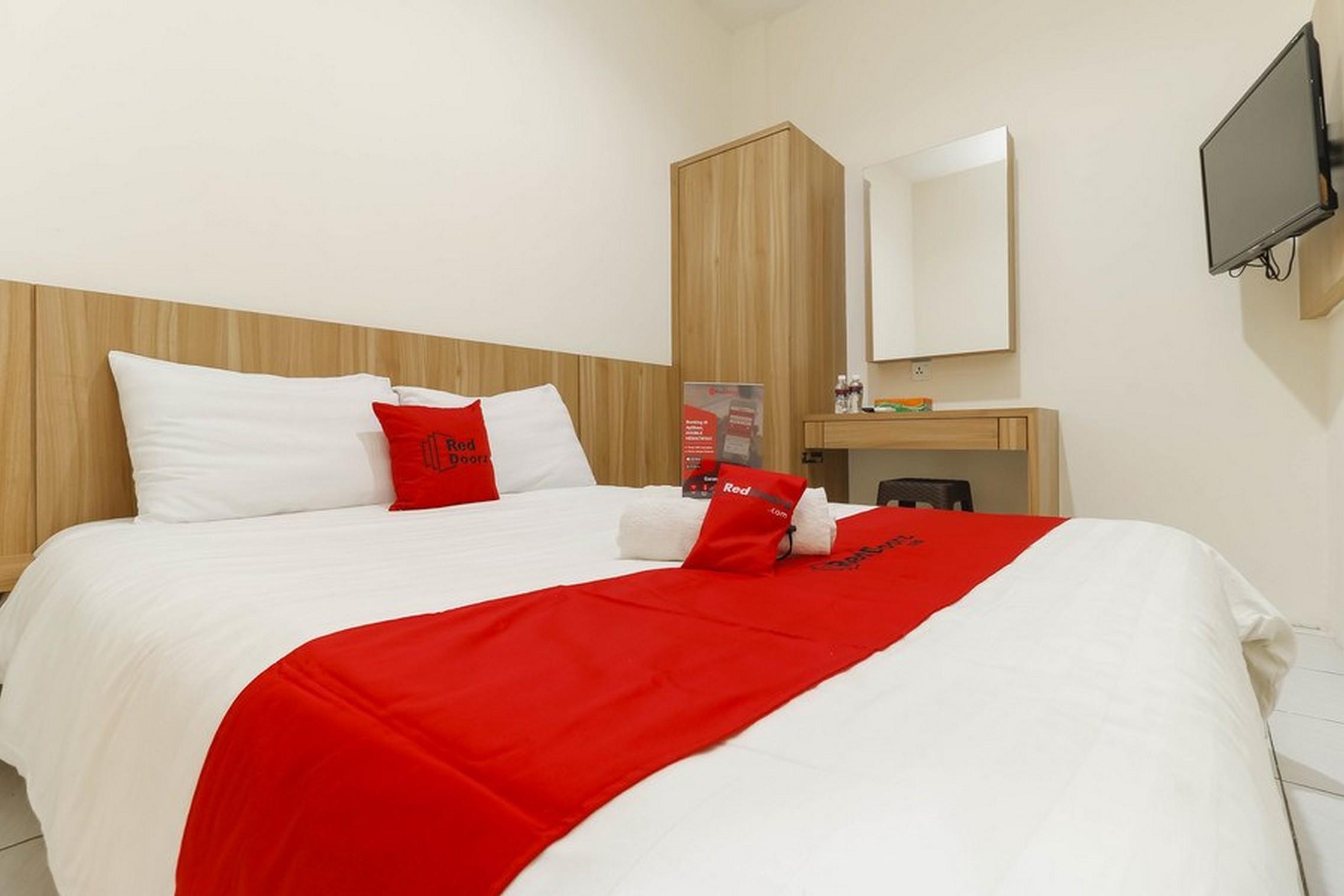 Hotel Reddoorz At Nagoya Indah Batam Extérieur photo
